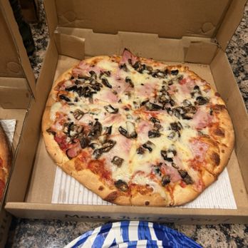 New York Pizzeria - Pizza Near Me - Beaumont, California