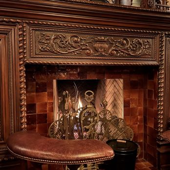 Armitage Alehouse - Pubs Near Me - Chicago, Illinois
