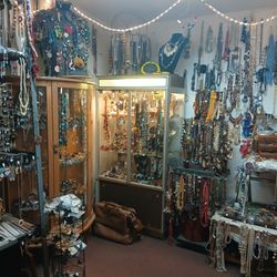 Ricochet Oldies & Antiques
