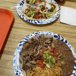 Guerrero's Mexican Food - Carnitas plate & tacos