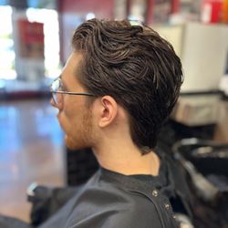 Floyd's 99 Barbershop