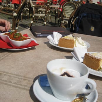 Empanada Tapasbar Y Restaurante - chilli and two pieces of cheese cake - Spanish Near Me - Heppenheim, HE Empanada Tapasbar Y Restaurante - chilli and two pieces of cheese cake - Spanish Near Me - Heppenheim, HE