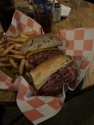 New Park Tavern by null