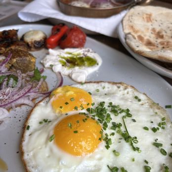 Delbar Middle Eastern - Lamb & Egg - Persian/Iranian Near Me - Atlanta, Georgia