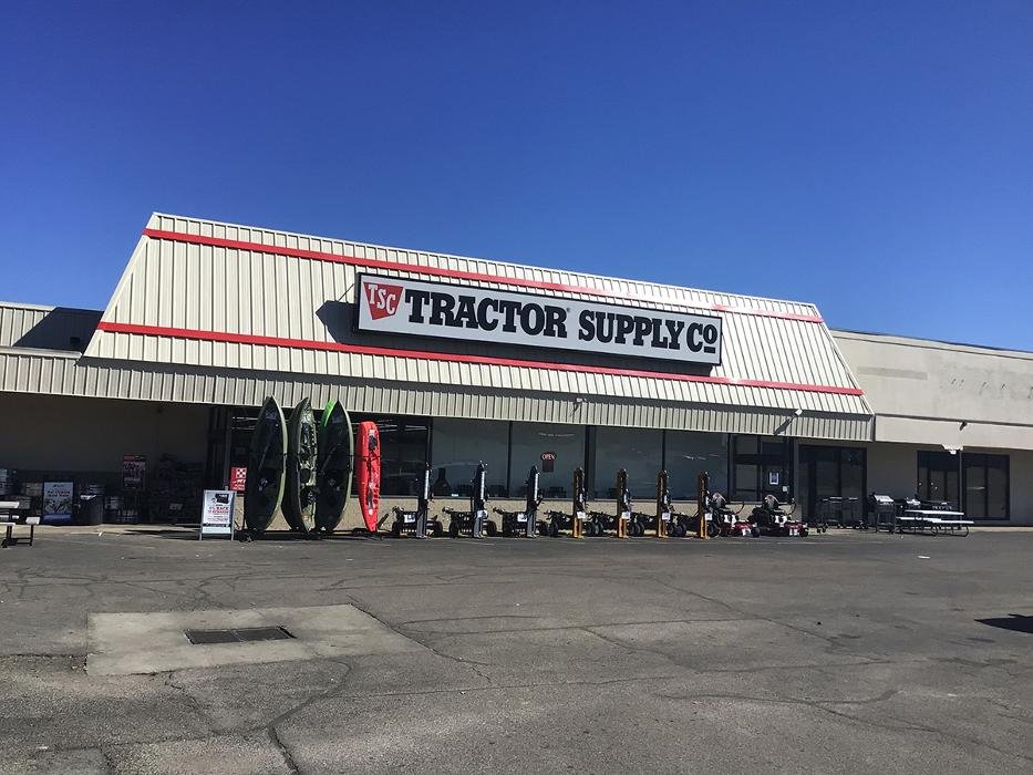 TRACTOR SUPPLY Updated June 2024 780 E Main St, Jackson, Ohio