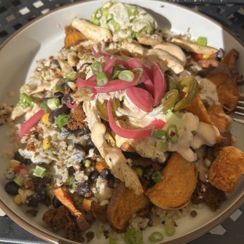 Redbud Kitchen - American Near Me - Knoxville, Tennessee