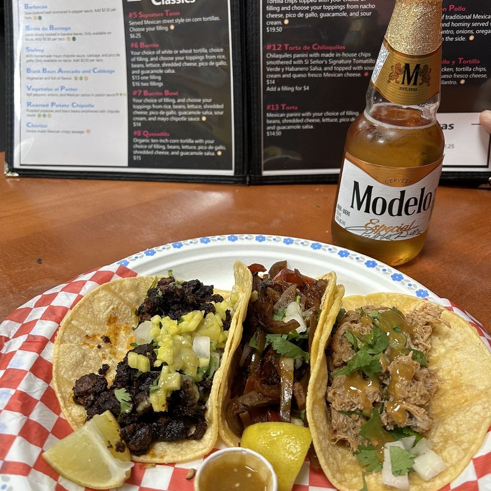 Si Señor - Crispy brisket, vegetarian with Mexican cactus, chicken - Mexican Near Me - Ottawa, Ontario Si Señor - Crispy brisket, vegetarian with Mexican cactus, chicken - Mexican Near Me - Ottawa, Ontario