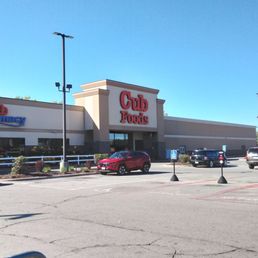 Exterior photo of Cub - Rochester - Rochester, Minnesota Exterior photo of Cub - Rochester - Rochester, Minnesota