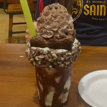 The Crazy Mason Milkshake Bar - Mint To Be - Desserts Near Me - Kissimmee, Florida