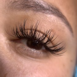 Nikki Dang - Lashes and Brows