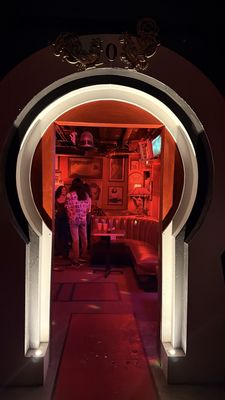 Uncle Ollie’s Penthouse by null