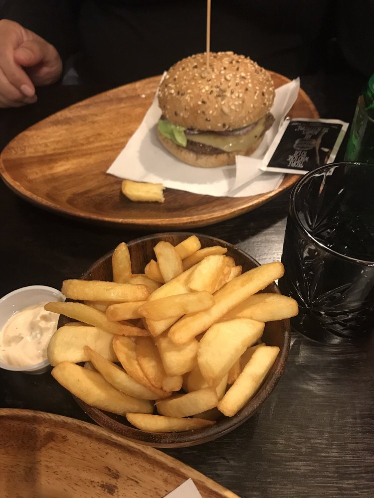 PAUL’S BOUTIQUE BRUGGE SintAmandsstraat 22, Brugge, WestVlaanderen