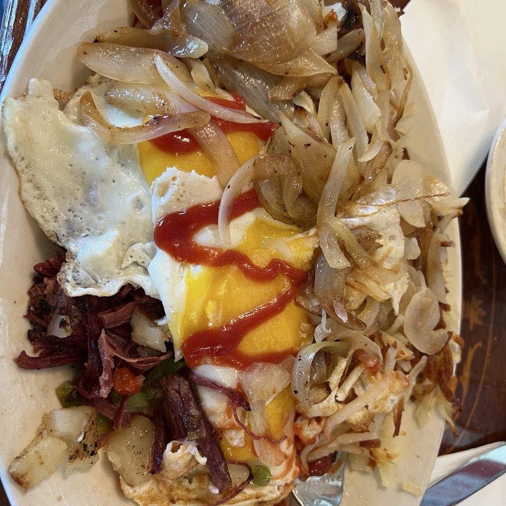 Frank's Diner - Corned Beef Hash & Eggs with extra onions - Diners Near Me - Spokane, Washington Frank's Diner - Corned Beef Hash & Eggs with extra onions - Diners Near Me - Spokane, Washington
