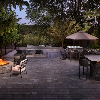 Comfort Seasonal Services - Outdoor Living Space - Landscaping Near Me - Markham, Ontario Comfort Seasonal Services - Outdoor Living Space - Landscaping Near Me - Markham, Ontario
