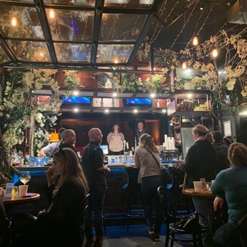 ARTHOUSE BAR - Updated May 2025 - 45 Photos & 40 Reviews - 2178 Bdwy W ...