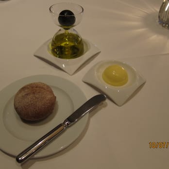 De Posthoorn - yummy bread - Modern European Near Me - Monnickendam, New Hampshire