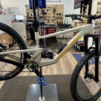 Paradise Bicycles - Bikes Near Me - Cape Coral, Florida Paradise Bicycles - Bikes Near Me - Cape Coral, Florida