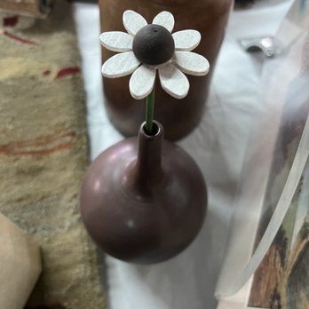 Pasadena City College Flea Market - $60 vase and flower - Flea Markets Near Me - Pasadena, California Pasadena City College Flea Market - $60 vase and flower - Flea Markets Near Me - Pasadena, California