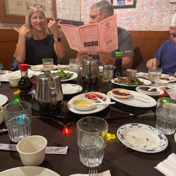 Mandarin Taste Restaurant - Family eating big table - Szechuan Near Me - Diamond Bar, California