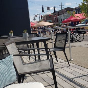 NuLu Fest - Chillin at Aloft - Festivals Near Me - Louisville, Kentucky