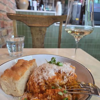 Betty - Wine Bars Near Me - Sacramento, California