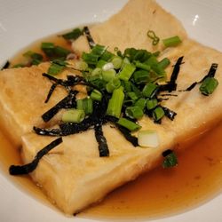 Hiro 88 - Agedeshi tofu