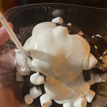 Amy's Ice Creams - Brownie Sundae - Ice Cream & Frozen Yogurt Near Me - Austin, Texas Amy's Ice Creams - Brownie Sundae - Ice Cream & Frozen Yogurt Near Me - Austin, Texas