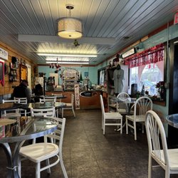 Hector's Kitchen - Interior