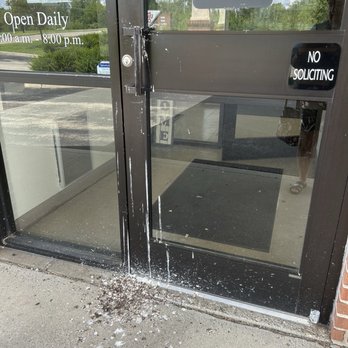 Carefirst Urgent Care - Goose poop covering entrance door and handle - Urgent Care Near Me - Fairborn, Ohio Carefirst Urgent Care - Goose poop covering entrance door and handle - Urgent Care Near Me - Fairborn, Ohio