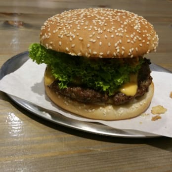 Burgerzone - Burgers Near Me - Berlin, BE