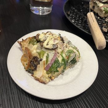 Melt Pizza Company - Slice of pizza - Pizza Near Me - Stillwater, Minnesota