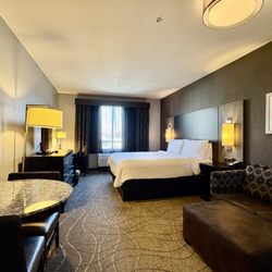 Holiday Inn & Suites Silicon Valley - Milpitas