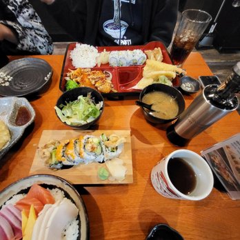 Big Fish Sushi - Sushi Bars Near Me - Sammamish, Washington Big Fish Sushi - Sushi Bars Near Me - Sammamish, Washington