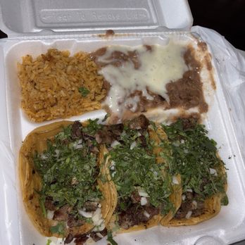 El Fogón Tapatio - Carne asada taco dinner - Mexican Near Me - Chicago, Illinois