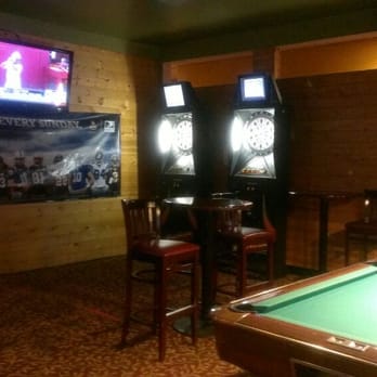Fantasia Billiards - Pool Halls Near Me - Burbank, California