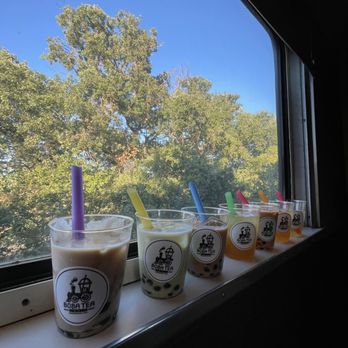 River Fox Train - Boba Tea Train - 7 of 10 tastings - Tours Near Me - West Sacramento, California