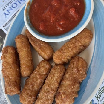 Blue Colony Diner - Mozzarella Sticks - Diners Near Me - Newtown, Connecticut