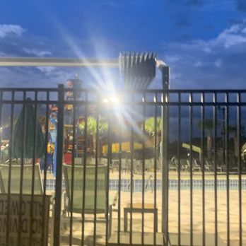 Sun Outdoors Myrtle Beach - Waterpark and family pool - Campgrounds Near Me - Conway, South Carolina Sun Outdoors Myrtle Beach - Waterpark and family pool - Campgrounds Near Me - Conway, South Carolina