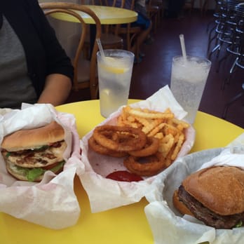 Al's Big Burger - Burgers Near Me - Albany, California