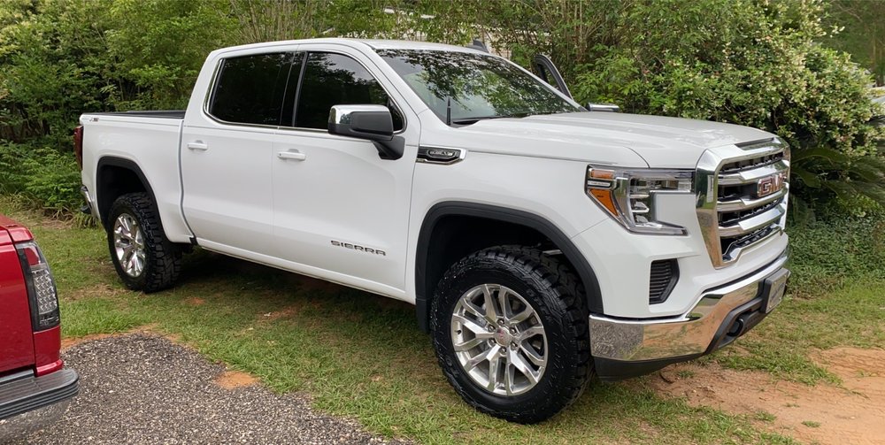 HOLLAND’S PAINT & BODY Updated September 2024 20844 State Highway