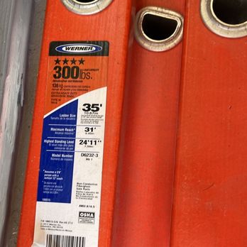RM of Richmond - Specs of extension ladder available for rent. Extends up to 35' and collapses down to 13' for transport. - Machine & Tool Rental Near Me RM of Richmond - Specs of extension ladder available for rent. Extends up to 35' and collapses down to 13' for transport. - Machine & Tool Rental Near Me