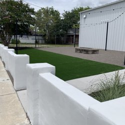 Bull City Ciderworks - Wilmington - Front cider garden