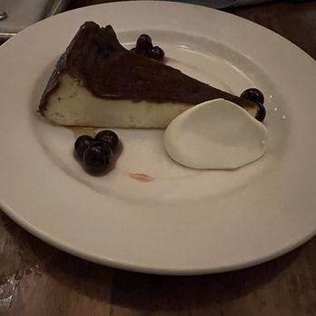 Hippo - Cheesecake - American Near Me - Los Angeles, California