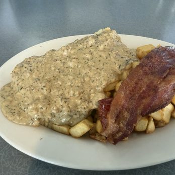 Billie's Diner - Biscuits and Gravy with a side of bacon - Diners Near Me - Airway Heights, Washington Billie's Diner - Biscuits and Gravy with a side of bacon - Diners Near Me - Airway Heights, Washington