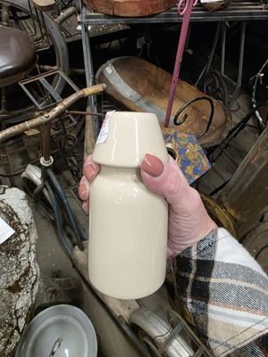 Lander Street Vintage by null