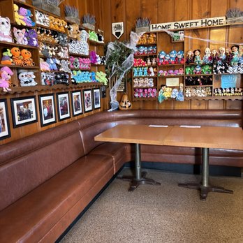Millbrae Pancake House - Close up of stuffed animals - American Near Me - Millbrae, California Millbrae Pancake House - Close up of stuffed animals - American Near Me - Millbrae, California