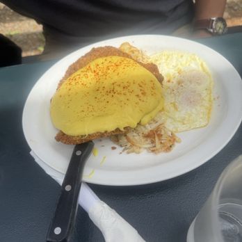 The Chef's Hut - Chicken fried steak - Breakfast & Brunch Near Me - Boise, Idaho