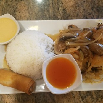 Bahn Thai - Lunch special - My friend's hibachi- she loved it!! - Thai Near Me - Charlotte, North Carolina