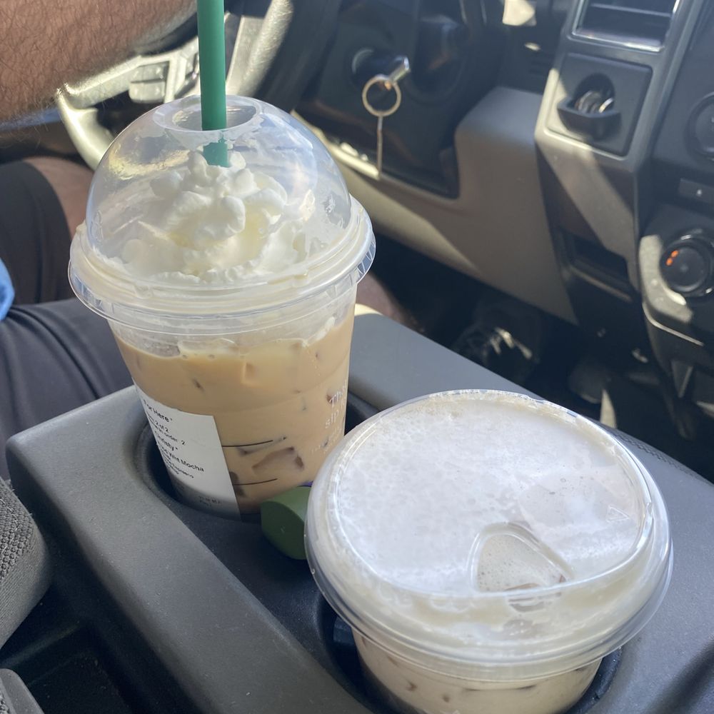 Venti iced white mocha grande iced apple nondairy chai latte Venti iced white mocha grande iced apple nondairy chai latte