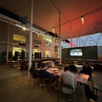 Bambino - Outdoor seating - Pizza Near Me - Austin, Texas Bambino - Outdoor seating - Pizza Near Me - Austin, Texas